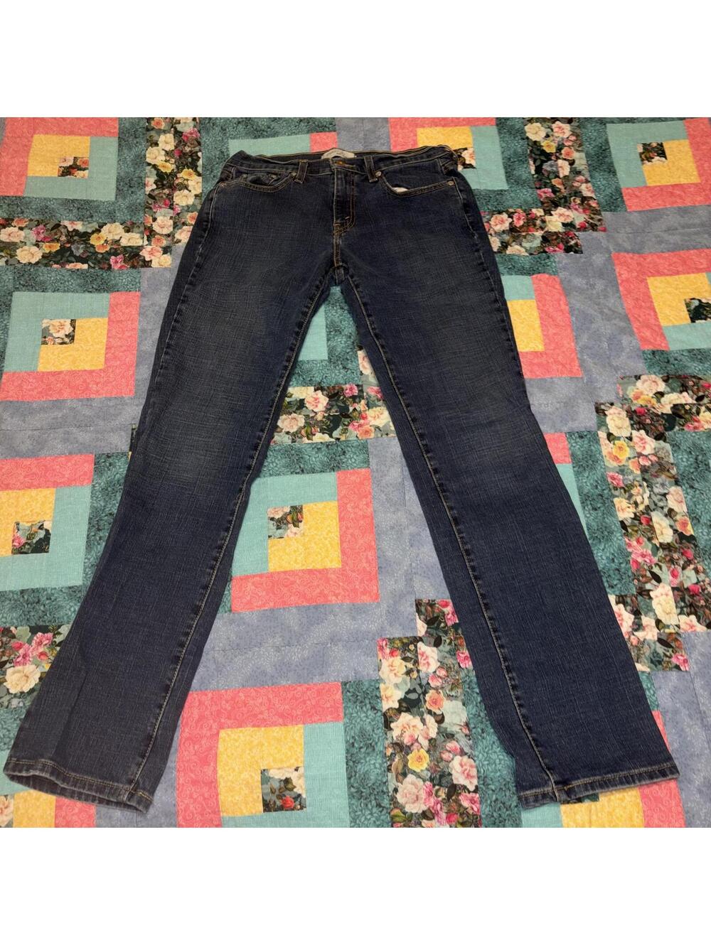 Levi's 505 Straight Leg Woman’s Size 8L Dark Wash Casual Jeans Pants Zip Fly